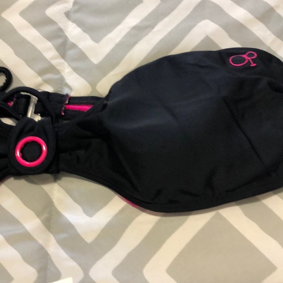 Bikini - Picture 2 of 3